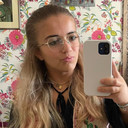 Lilou Audain als Self : High school student