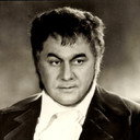 Hanns Nocker als Hoffmann