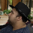 Yousef Kazemi als Andy