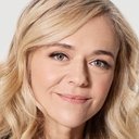 Rachel Bay Jones als Beth Conyers