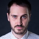 Scott Humphrey als Wembly's Assistant