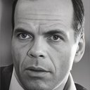 Arnis Līcītis als Don Ripat