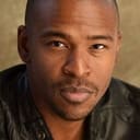 Mike Wade als Fitz Small / The Flare