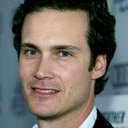 Randall Batinkoff als Man In Black Suit Agent