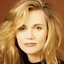 Peggy Lipton als Gloria Steinem