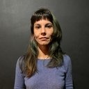 Thaís de Almeida Prado als Widow