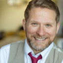 Timothy J. Cox als Headmaster