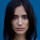 Sol Rodriguez als Julia