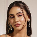Krystle D'Souza als Roopa Awasthi
