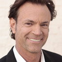 Tony Sabin Prince als Suit Performer