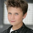 Spencer Tomich als Young Jonathan