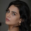Meenal Sahu als Rebecca