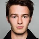 Dylan Summerall als Mason