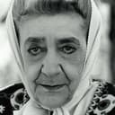 Muse Dalbray als Catherine's Grandmother