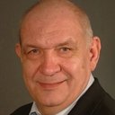 Valentin Teodosiu als Rusu Abrudeanu