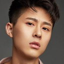 Damon Xue als Lu Yiyou
