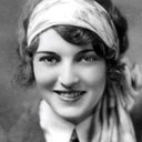 Ruth Elder als Vivian Webster
