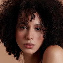 Alice Marcone als Ana Bambola