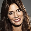 Ayça Varlıer als Buket