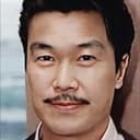 Melvin Wong Gam-Sam als Inspector Wong