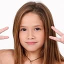 Clara Galinari als Mariza (Adolescente)