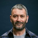 Tudur Owen als Narrator