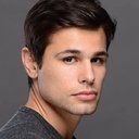 Bryan Cruz als Guy Filming