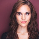 Victoria Meade als Lara