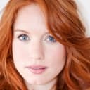 Maria Christina Thayer als Deb Clarington