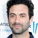 Morgan Spector als Andre