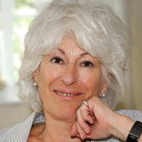 Mona Levin als 