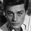 Alain Delon als Pierre Lagrange / Georges Campo