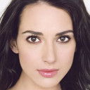 Susannah Hart Jones als Liana