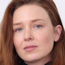 Lucy Walters als Mary