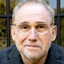 Mike Binder als Leo Crow