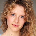 Maya Dory als Madeleine adolescente