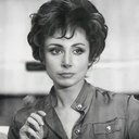 Maria Pia Di Meo als Narrator