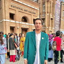 Imran Tareen als Ali