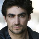 John Kyle Sutton als Eddie (segment "The Dark Comes Quick")