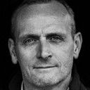 Emil Øigaard als Vagt 1