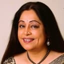 Kirron Kher als Rose Lady (Sonia's Mother)