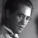 西村青児 als Policeman