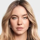 Sydney Sweeney als Sam