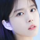 Kim Ji-sung als Koo Ji-eun