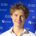 Nathan Herbet als Henry