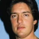 Charles Wolfe als Gino Hernandez