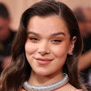 Hailee Steinfeld als Gwen Stacy (voice)