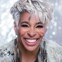 Shakura S'Aida als Guard