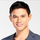 Martin Escudero als Frederico Manalang