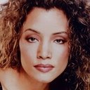 Michael Michele als Kara Lavelle
